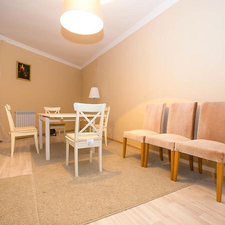 Hotel Jasmine Atyraū Esterno foto